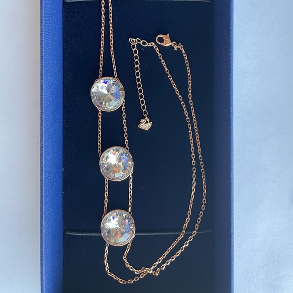 Swarovski Crystal drop necklace - Picture 3 of 5